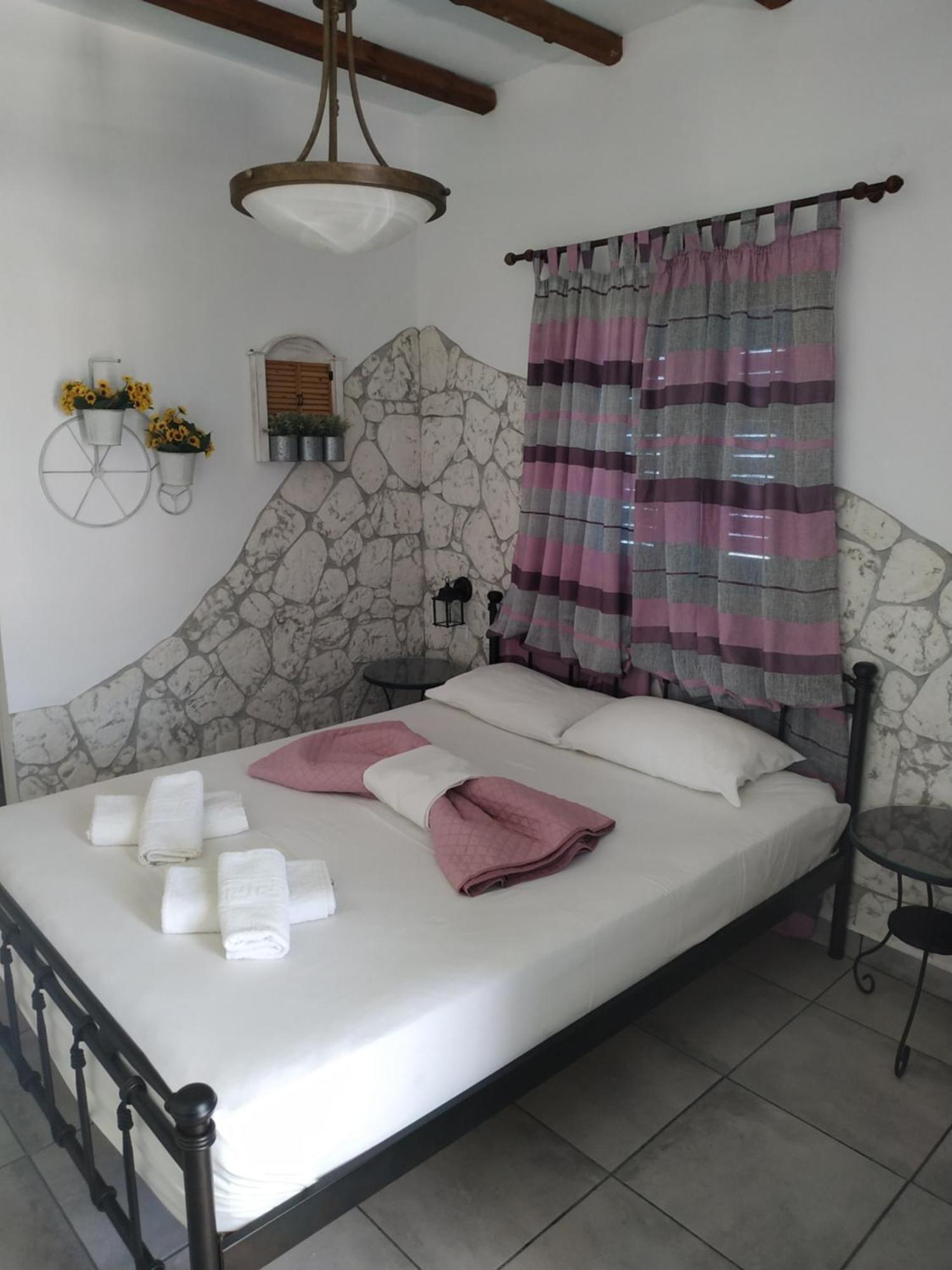 Apartamento Lucas B Panorama Alopronia Exterior foto